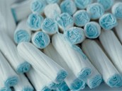 K premenstruačnímu syndromu patří lítostivost, vztek a náhlé výkyvy nálad.