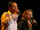Pavel V�tek a Eva Pilarov�