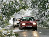 Na sn�h nebo led m��ete vyjet od prvn�ho listopadu jen se zimn�m obut�m.
