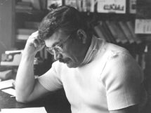 Básník Karel Šiktanc na archivním snímku z roku 1978 Básník Karel Šiktanc na archivním snímku z roku 1978