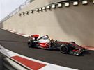 Lewis Hamilton v tr�ninku na Velkou cenu Ab� Zab� 