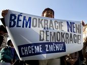P�ed pra�sk�m magistr�tem prob�hla demonstrace proti politice veden� m�sta. (25. b�ezna 2010)