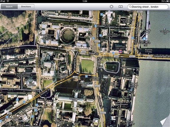 Procházení map (Google Maps) je fantastické - zde satelitní pohled na centrum Londýna Procházení map (Google Maps) je fantastické - zde satelitní pohled na centrum Londýna