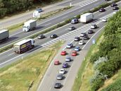 Stavbu zpozdilo chyb�j�c� stavebn� povolen�. Ilustra�n� sn�mek