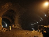 Tunel Blanka m� na kont� dal�� zran�n�, bedn�n� tu zavalilo d�ln�ka. (Ilustra�n� sn�mek)