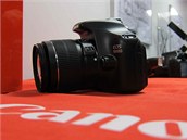 Digitální fotoaparát Canon 1100D je určený pro začátečníky Digitální fotoaparát Canon 1100D je určený pro začátečníky