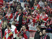 PODPORA. Fanoušci Pardubic se ve Vítkovicích nakonec dočkali vítězství svého PODPORA. Fanoušci Pardubic se ve Vítkovicích nakonec dočkali vítězství svého