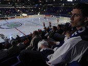 TMA. Slovenské mistrovství postihly první trable. Košická aréna v úvodním duelu na několik minut zhasla. TMA. Slovenské mistrovství postihly první trable. Košická aréna v úvodním duelu na několik minut zhasla.