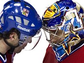 OPORY. Útočník Jaromír Jágr (vlevo) a brankář Ondřej Pavelec po vítězném zápase nad Slovenskem. Oba k němu výrazně pomohli. OPORY. Útočník Jaromír Jágr (vlevo) a brankář Ondřej Pavelec po vítězném zápase nad Slovenskem. Oba k němu výrazně pomohli.