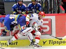 TVRDOST uk�zali u mantinelu �eskobud�jovick� David Kuchejda (vpravo) s Davidem