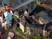 Loket chce po památkářích vrátit sbírku deseti tisíc cenných předmětů. Loket chce po památkářích vrátit sbírku deseti tisíc cenných předmětů.