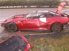Nehoda ferrari na D11 u Cho�ovic. (15. srpna 2011)