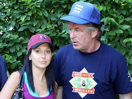 Alec Baldwin se svou přítelkyní Hilarií Thomasovou Alec Baldwin se svou přítelkyní Hilarií Thomasovou