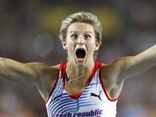 TO VYPADÁ DOBŘE! Barbora Špotáková se raduje, právě přehodila Abakumovovou. TO VYPADÁ DOBŘE! Barbora Špotáková se raduje, právě přehodila Abakumovovou.