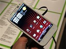 Prost�edí HTC Sense z�stává stejné jako u modelu Sensation.
