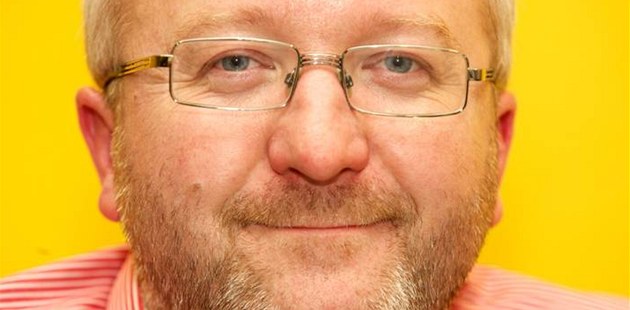 Obchodní rozhodnutí prý dělá rychle. "Musíte mít cit a věřit mu," vysvětluje.