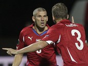 Michal Kadlec (vpravo) a Jan Rezek by m�li v �vodn�m utk�n� Eura nastoupit v z�kladn� sestav�.