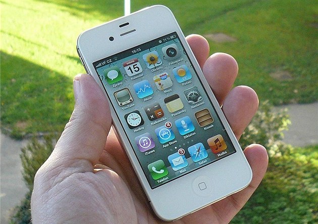 iPhone 4S