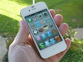 Apple iPhone 4S