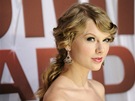 Taylor Swift (888 milion� korun) - V�echny t�i desky country hv�zdy byly...