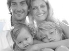 Burak Oymen, Tereza Maxov�, syn Tobias a dcera M�na.