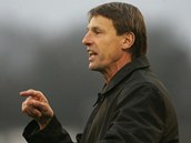 Slávistický trenér František Straka ve čtvrtek odstoupil z funkce a zaskočil všechny kolem. Včetně sázkařů.