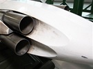 Cvi�n� kontejner SUU-5003 se stopami pou��v�n�. Obsahuje �ty�i ne��zen� rakety