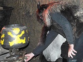 Pekelné sklepy, zatápí se pod kotlem