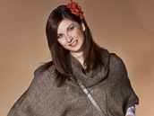 Veronika a la trendy holka (Bílé triko, kalhoty a aktovka, New Yorker, pon�o,