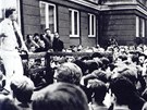 Václav Havel m�l k Ostrav� blí�, ne� by se zdálo. Unikátní snímek z �ervna 1969