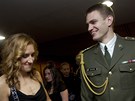 Veslaři Mirka Knapková (uprostřed) a Ondřej Synek před vyhlašováním ankety Veslaři Mirka Knapková (uprostřed) a Ondřej Synek před vyhlašováním ankety