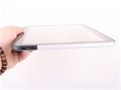 Recenze Motorola Xoom telo