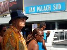 OPRAVDU JAN PALACH. Nem�l� v�s zrak, uprost�ed ostrova je opravdu n�dra��,
