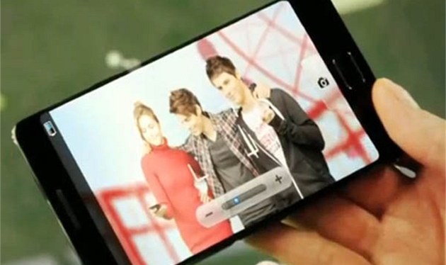 Samsung Galaxy S III si ponechá home tlačítko.