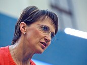 Alena Hanáková (TOP09) během tiskové konference po jednání vlády, která Alena Hanáková (TOP09) během tiskové konference po jednání vlády, která