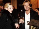Sabina Laurinov� s p��telem, stomatologem Karlem Kamen�kem