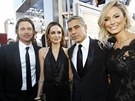 Brad Pitt, Angelina Jolie, George Clooney a Stacy Keiblerov�