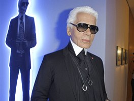 Samota je pro mě dar, říká módní návrhář Karl Lagerfeld Samota je pro mě dar, říká módní návrhář Karl Lagerfeld