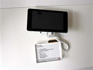 Tablet S7 byl v n�mi nav�t�ven� zna�kov� prodejn� o pozn�n� dra���, ne� za...