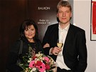 Ilona Cs�kov� s man�elem na 10. v�ro�� divadla Broadway
