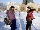 V Rusku maj� pro strach ze zimy ud�l�no. N�kter� �eny se obl�kaj� tak, jako by