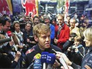 BUDU �TO�IT NA HATTRICK. Sebastian Vettel vyhr�l mistrovstv� sv�ta F1 ji�