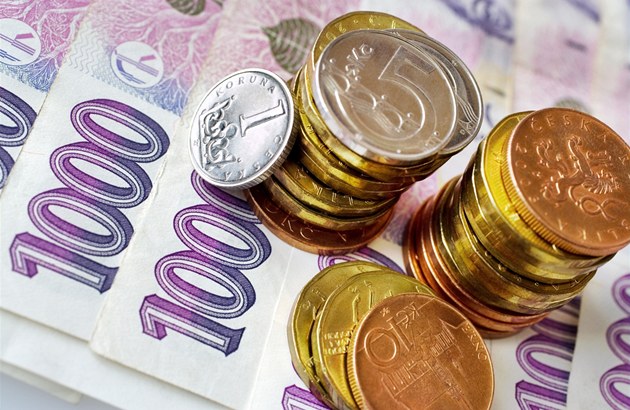 Nejl�pe �ro�� pen�ze spo�ic� ��ty Air Bank, UniCredit bank a Zuno Bank.