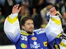 HRDINA. Brank�� Ji�� Trvaj vychytal Komet� Brno postup do semifin�le play-off....