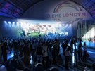 Vizualizace budouc� podoby �esk�ho domu - ve�ern� koncert.