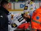 Milan Hru�ka z Komety Brno se v extraligov�m z�pase se Spartou zranil a byl