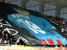 VZPOM�NKA NA BYSTRON�. Plze�t� fanou�ci v pr�b�hu ned�ln�ho z�pasu proti...