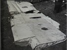 Il-18 OK-OAD. Utr�en� sm�rovka havarovan�ho letadla.