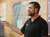 Jaroslav Kotala na lavičce basketbalistů Zlína.