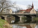 Havlíčkobrodský most u kostela svaté Kateřiny v Dolní ulici bude až do konce